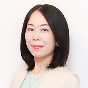 弁護士 川﨑久美子の顔写真